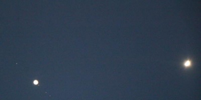 Fen�meno de "conjunci�n" en el cielo entre los planetas Venus y J�piter