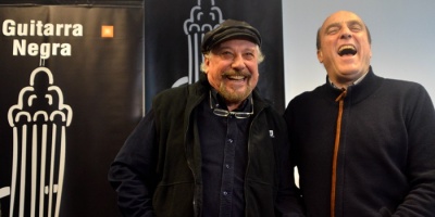 Mart�nez entreg� la medalla Guitarra Negra al cantautor uruguayo Jos� Luis "Pepe" Guerra
