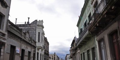 IM renovar veredas e iluminacin en la Ciudad Vieja