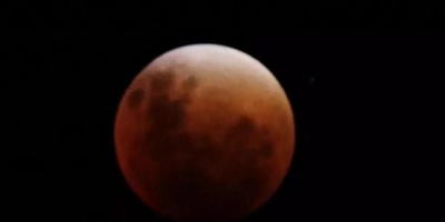 Eclipse total: En Uruguay se pudo ver "superluna" un 30 % ms brillante