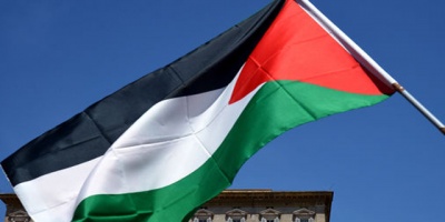 Palestina inaugur su Embajada en Uruguay e iz su bandera