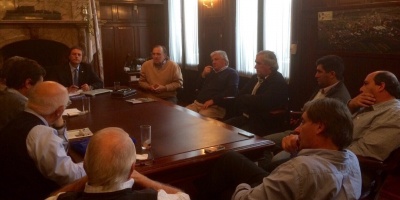 Grupo de gremiales agropecuarias y lecheras critican el aumento de la contribucin inmobiliaria rural