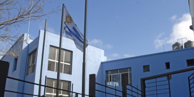 Docentes ocupan local anexo al Liceo 68 en rechazo a cambios en sistema de eleccin de horas