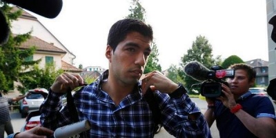 Su�rez culmin� su declaraci�n y regresa a Barcelona
