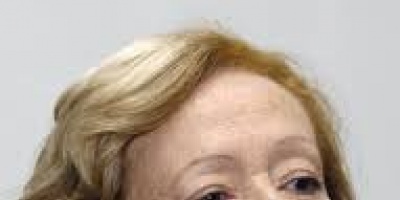 Mu�oz: "Sistema de salud p�blica ten�a un brutal deterioro antes de 2005"