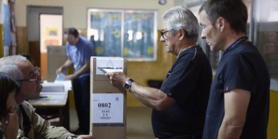 Argentinos eligen en balotaje al sucesor de Cristina Fernndez