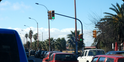 Rige prohibicin de estacionamiento en varias vas