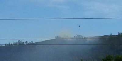 Cerro El Toro: El fuego est� circunscrito y no hay casas afectadas