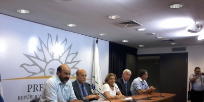 Intendencias firman acuerdo para co-administrar humedales del Santa Luc�a