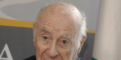 Declaran honras fnebres por el fallecimiento del embajador Julio Lacarte Mur