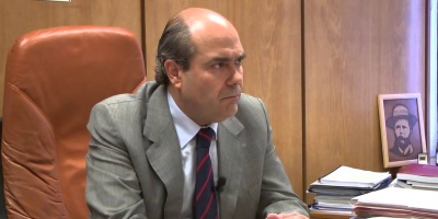 Blancos impulsan investigadora por regasificadora
