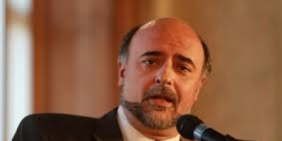 Mieres quiere que suspendan partidos si hay cnticos violentos