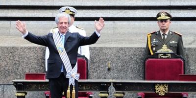 Un 38% de la poblaci�n desaprueba la gesti�n de Tabar� V�zquez