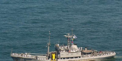 Armada Nacional busca a tripulante desaparecido 