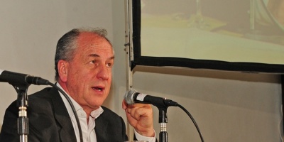 Murro pidi "responsabilidad" a trabajadores y empresas