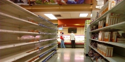 Uruguayos residentes en Venezuela afirman que el arroz puede llegar a valer el equivalente a 5400 pesos