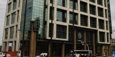 Acuerdo preliminar para cambios en hechos de homicidio