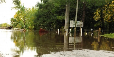 Un fallecido y 79 personas desplazadas por las lluvias