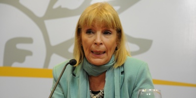 Puente busca retomar v�nculo con la Fenapes