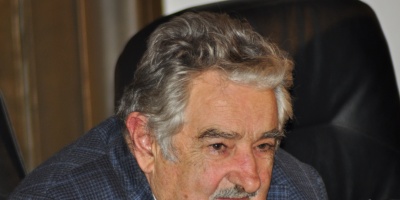 Mujica volvi� a arremeter contra los gobiernos anteriores y record� el pasado