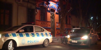 Dos delincuentes redujeron a 45 hu�spedes de un hostal