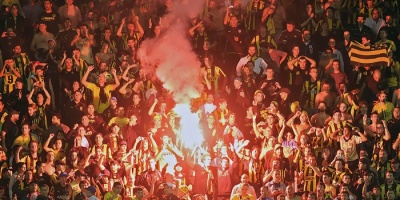 Barrabravas pasaban personas pr�fugas por la frontera