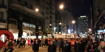 Estudiantes marcharon y realizaron reclamos al gobierno