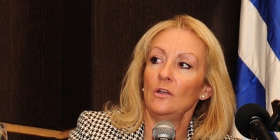 Cosse: las excavaciones por petr�leo son un "aporte a continuar con una pol�tica de exploraci�n�