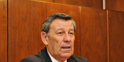 Consultar�n a Diyab si quiere a su familia en Uruguay