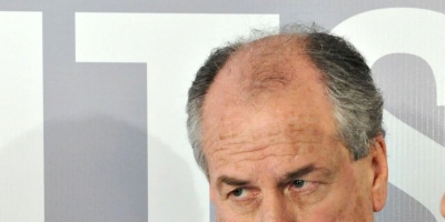 Murro a favor de cambios al financiamiento de la seguridad Social