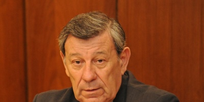 Nin busca destino para Diyab