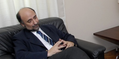 Mieres alert� sobre situaci�n de plantas cementeras en Paysand�