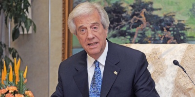 V�zquez busca inversiones tras presentaci�n de plan de infraestructura