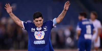Maradona, acusado de fraude fiscal en Italia, se niega a pagar