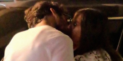 Pampita y Pico M�naco ya no se ocultan y se besan en p�blico.