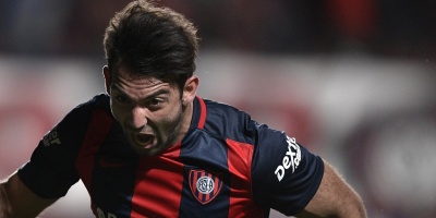 San Lorenzo pega primero