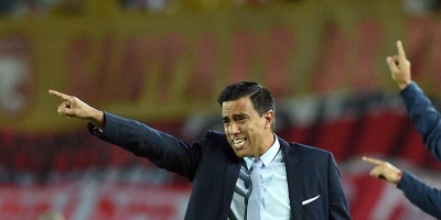 Expulsan a DT venezolano Far�as en Bolivia por agresi�n y se expone a castigo