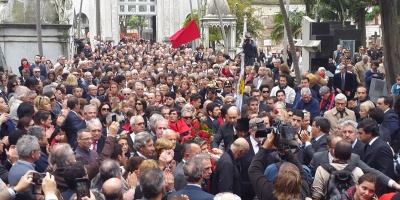 Los restos de Batlle descansan junto a los de su padre y madre