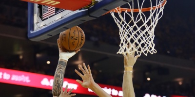 Cavaliers y LeBron siguen sin frenos en la NBA