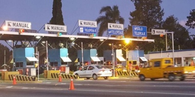 Levantaron la barrera de los peajes en protesta