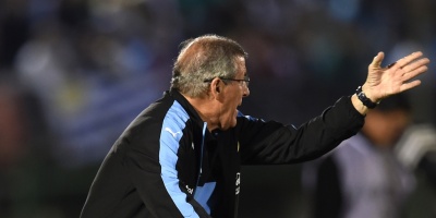 Tab�rez reclama m�s acciones en Uruguay para hacer frente a la violencia en el f�tbol