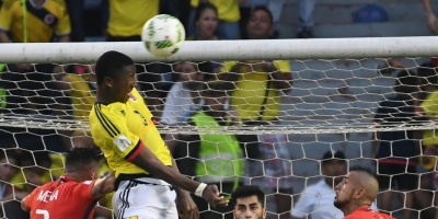 Chile logra valioso 0-0 ante Colombia en clasificatoria a Rusia-2018 