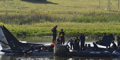 Accidente a�reo en Laguna del Sauce se debi� a una "falla humana"