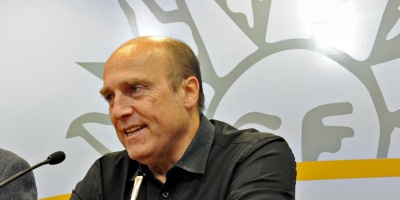 Martinez: Las encuestas son "un mimo al coraz�n"