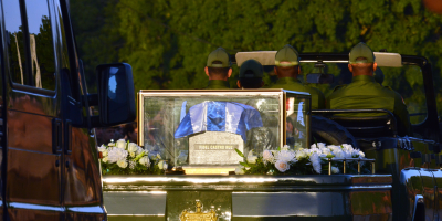 Cenizas de Fidel Castro emprenden viaje final a Santiago de Cuba