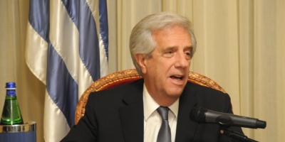 V�zquez: "se pone en evidencia la entrega de entradas y pasajes" a barrabravas