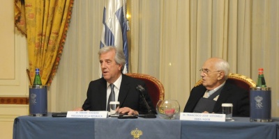 Papa Francisco se comprometi� a visitar Uruguay