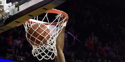 Cavaliers, tercer resbal�n en la NBA, Raptors a sus espaldas