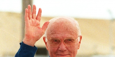 Legendario astronauta John Glenn muere a los 95 a�os 