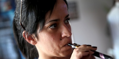 El auge del cigarro electr�nico, preocupa a las autoridades de EEUU